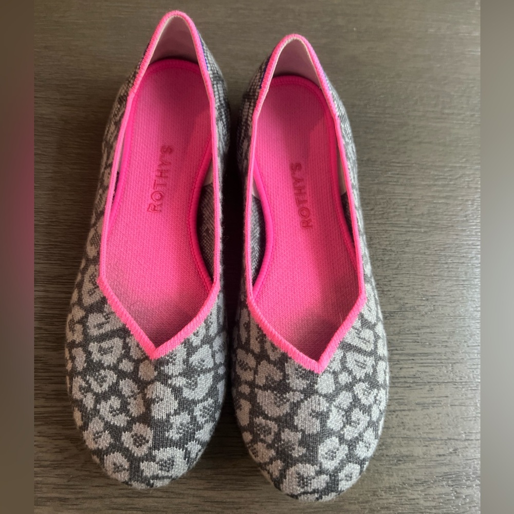Rothys Wool + Recycled Materials Flats Cheetah Leopard Print Gray Pink Size 8